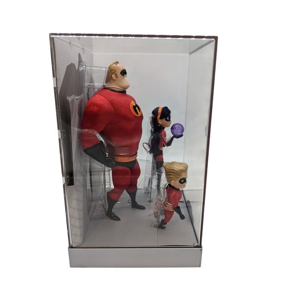 Mr. Incredible, Violet, and Dash Doll Set - Disney Designer Collection PIXAR - Picture 10 of 12
